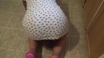 POV video of big-assed Turkish XXX mom getting fucked in doggy style