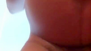 Muslim pregnant mom reveals big breasts and booty for XXX video