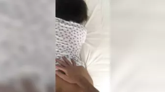 Iranian mom with bubble XXX booty takes lover's dick into the ass