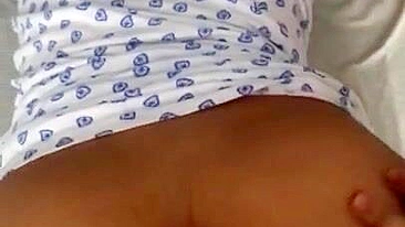 Iranian mom with bubble XXX booty takes lover's dick into the ass