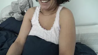 Hubby brings coffee and cock to big-tittied XXX Arab mom in the morning