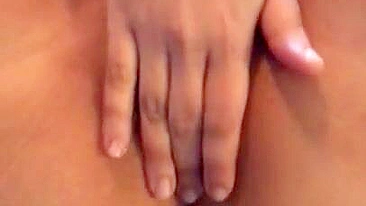 Ever-horny amateur hussy shows off and rubs her Arabic XXX pussy