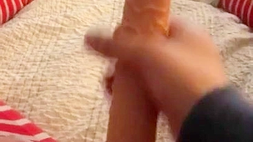 Perverted Moroccan mom gets her XXX strap-on ready to fuck hubby