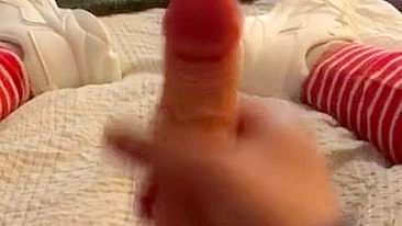 Perverted Moroccan mom gets her XXX strap-on ready to fuck hubby