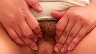 Arabic XXX mom with perky tits spreads XXX twat to pee on camera