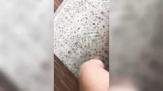 Young Arab woman shakes asshole filming herself doing XXX belly dance