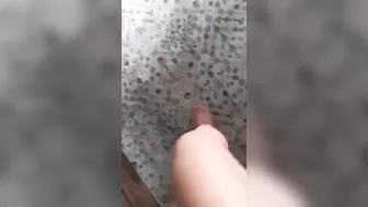 Young Arab woman shakes asshole filming herself doing XXX belly dance