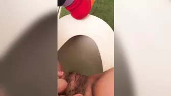 Egyptian mom is happy allowing herself to enjoy pissing in solo XXX video