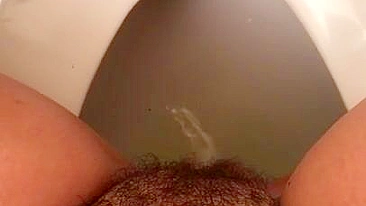 Egyptian mom is happy allowing herself to enjoy pissing in solo XXX video
