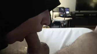 XXX blowjob is the best thing for the Arab slut who moans while sucking