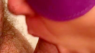 Tunisian mom with blindfold pleases XXX fuckstick with mouth on camera