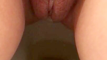 Arab mom captures unshaved muff as she pisses in the solo XXX video