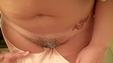 Man covers pink panties of perverted Dubai mom with his XXX sperm in toilet