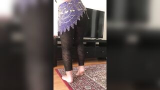 Married Arab mom wears belly dance suit and leggings in XXX porn