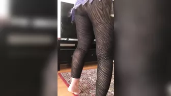 Married Arab mom wears belly dance suit and leggings in XXX porn Married Arab mom wears belly dance suit and leggings in XXX porn