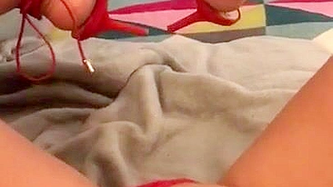 Arab mom in red panties and high heels performs XXX masturbation