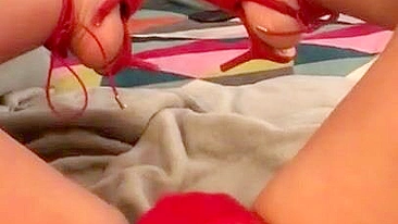 Arab mom in red panties and high heels performs XXX masturbation