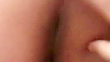 Cute Egyptian XXX slut has sex with boyfriend in the doggystyle pose