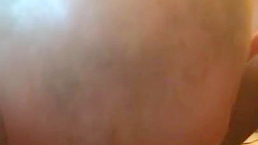 Turkish mom temptingly spreads legs for bald boy who gives XXX cunnilingus