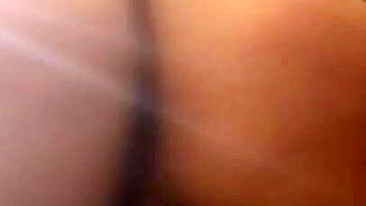 Turkish mom shakes XXX shaped butt cheeks and flaunts her delicious pussy