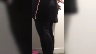 Classy Arab mom puts naked feet in cam for XXX fetishists watching her Classy Arab mom puts naked feet in cam for XXX fetishists watching her