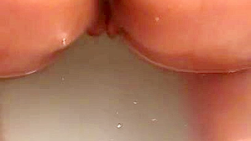 Iranian mom has XXX fun with her naked tushy in the bathtub close-up