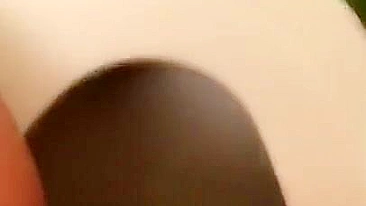 Lebanese mom loves hairy pussy and captures it during XXX pissing