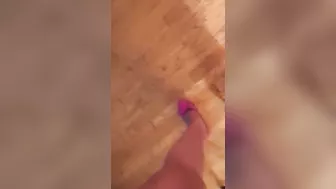 Arab mom captures legs with pink shoes on while walking in XXX video
