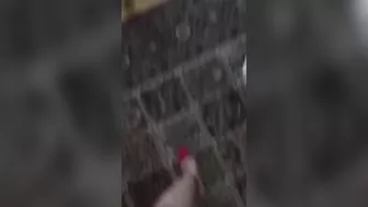 Arab mom relieves XXX stress when she walks around in red high heels