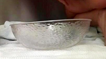 Arab mom receives XXX satisfaction and squirts a lot in a glass bowl