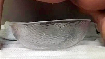 Arab mom receives XXX satisfaction and squirts a lot in a glass bowl