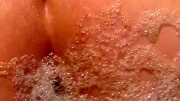 Arab mom in striped panties washes XXX shaped rear in the soapy water