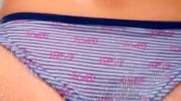 Arab mom in striped panties washes XXX shaped rear in the soapy water