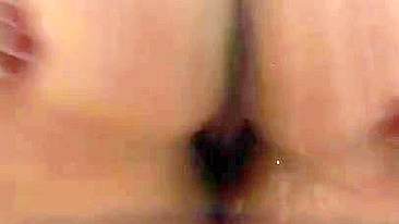 Mature Muslim mom needs to show off her XXX shaped butt in the shower