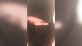 Iraqi mom in hijab exploits XXX body parts to attract subscribers