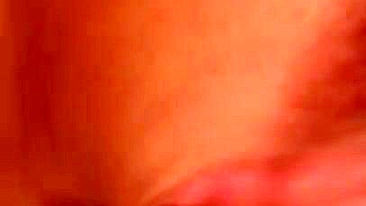 Iraqi mom in hijab exploits XXX body parts to attract subscribers