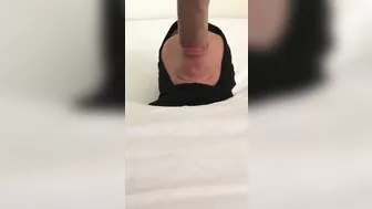 Arab mom in hijab drills her throat with sex toy in the solo XXX video