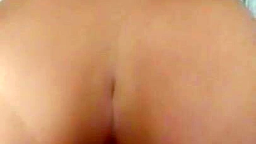 Horny male penetrates mom's pussy with his pecker in Arab POV porn