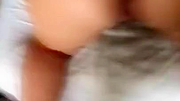 Horny male penetrates mom's pussy with his pecker in Arab POV porn