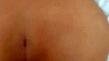 Horny male penetrates mom's pussy with his pecker in Arab POV porn