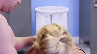 Thin guy fucks classmate's powerful blonde mom in the locker room