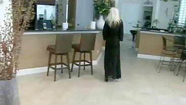 Horny mature mom in stockings seduces nerd using her round coconuts