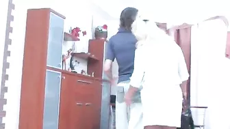 Mature blonde mom tempts young male realtor into quickie on couch