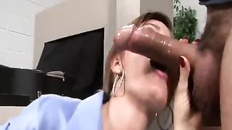 Hot mom who works as airport security officer gets drilled by passenger