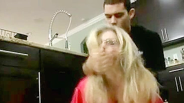 Man is going to see mom naked for XXX hookup with her in the kitchen