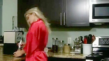 Man is going to see mom naked for XXX hookup with her in the kitchen