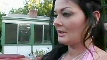 Brunette XXX slut is drilled by stepson's friend by the outdoor pool