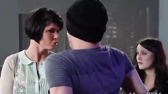 XXX porn of mom who steals boyfriend from her stepdaughter to do it