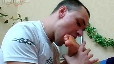 XXX whore has nothing against an act of procreating with cunning friend