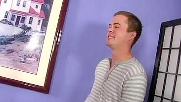 Stepson sneaks into mom in high heels who misses good XXX tool in pussy